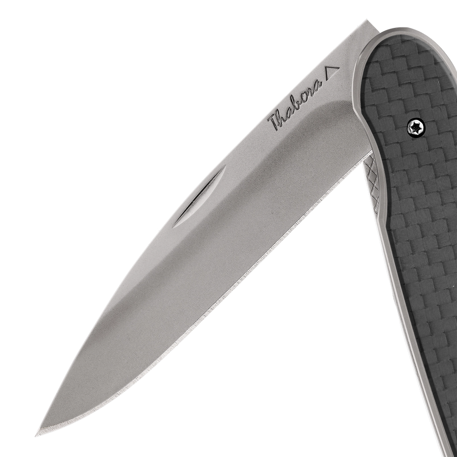 Couteau acier finition titane gris plaquette pleine carbone