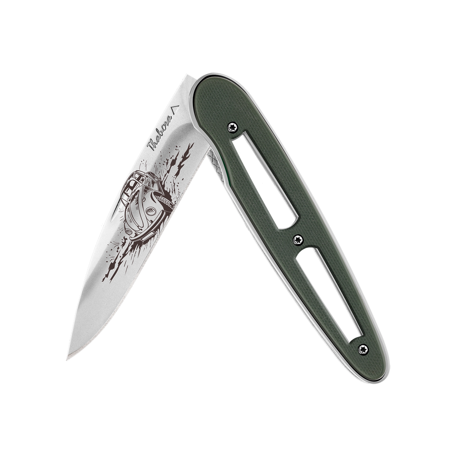 Couteau acier finition brillante plaquette ajourée résine g10 kaki motif «voiture rétro»