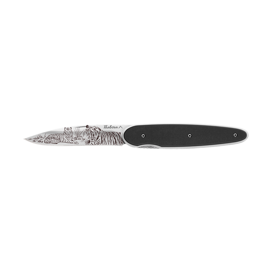 Couteau acier finition brillante plaquette pleine résine g10 noir motif «tigres»