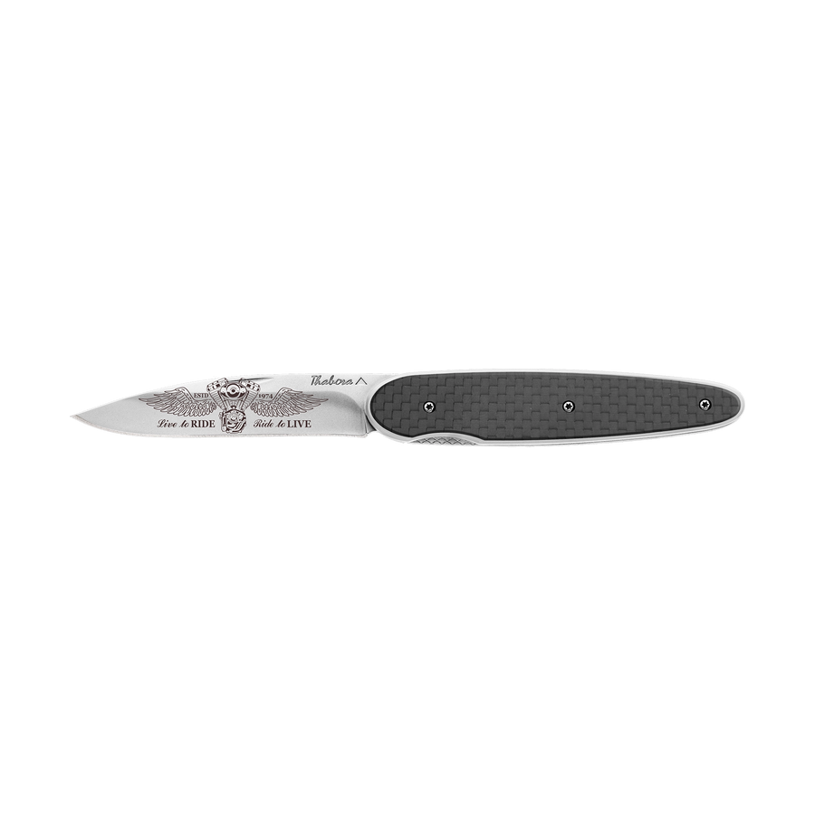 Couteau acier finition brillante plaquette pleine carbone motif «biker ailes»