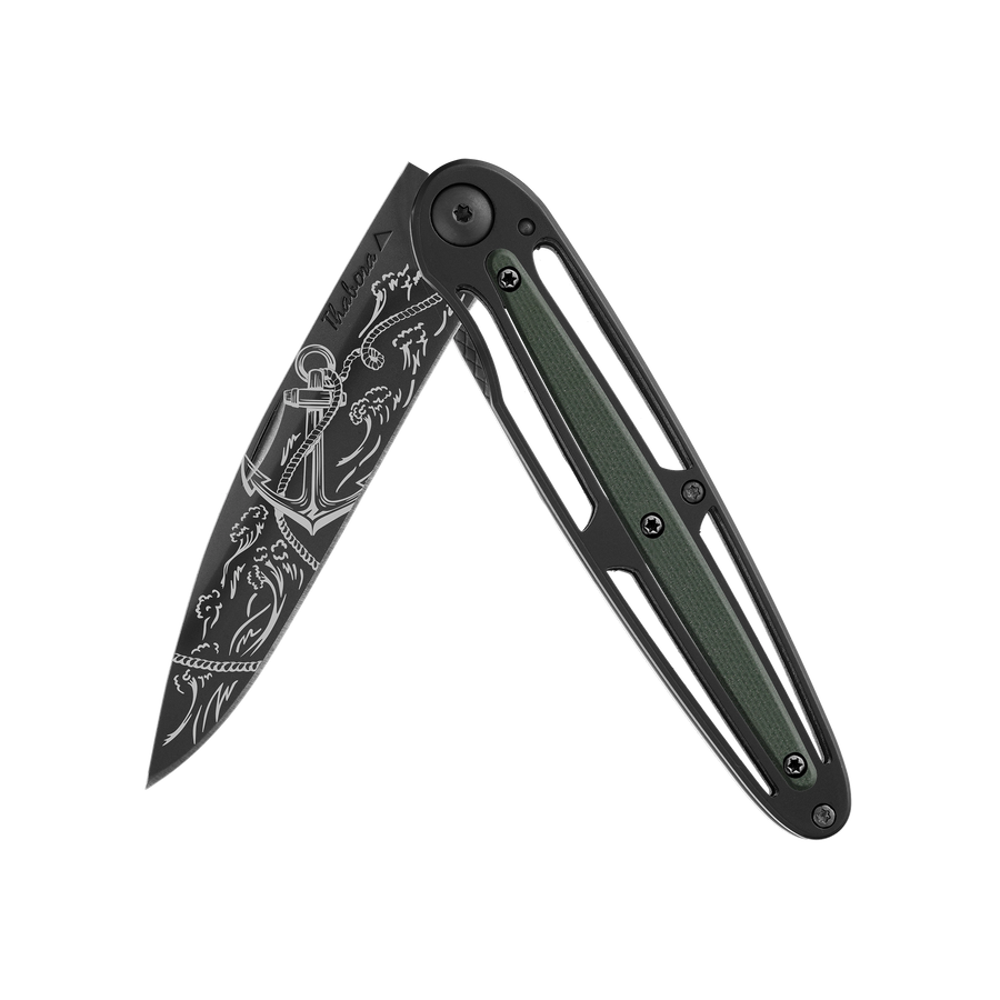 Couteau acier finition titane noir plaquette centrale résine g10 kaki motif «ancre»