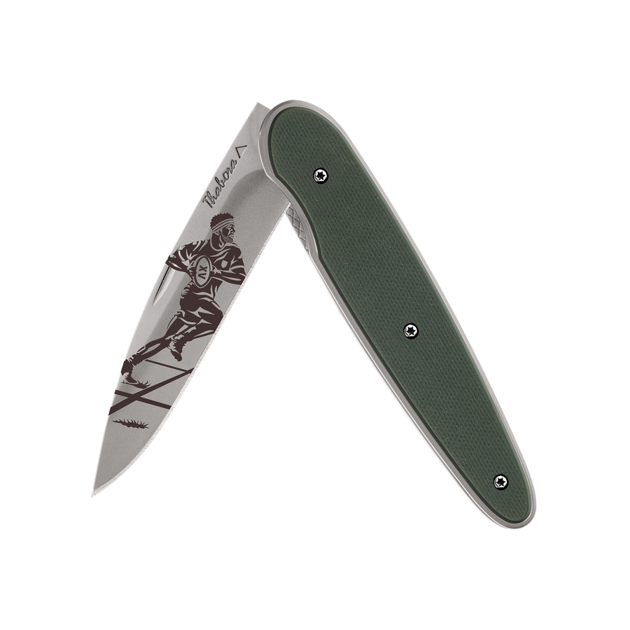 Couteau acier finition titane gris plaquette pleine résine g10 kaki motif «rugbyman»