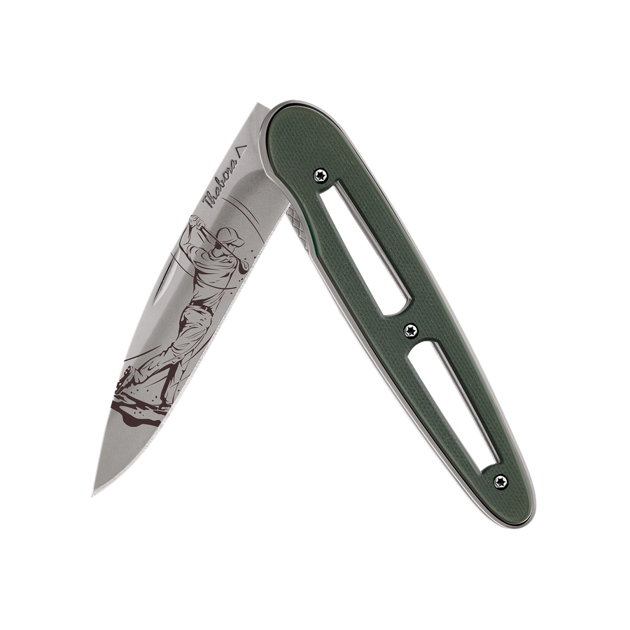 Couteau acier finition titane gris plaquette ajourée résine g10 kaki motif «golfeur»