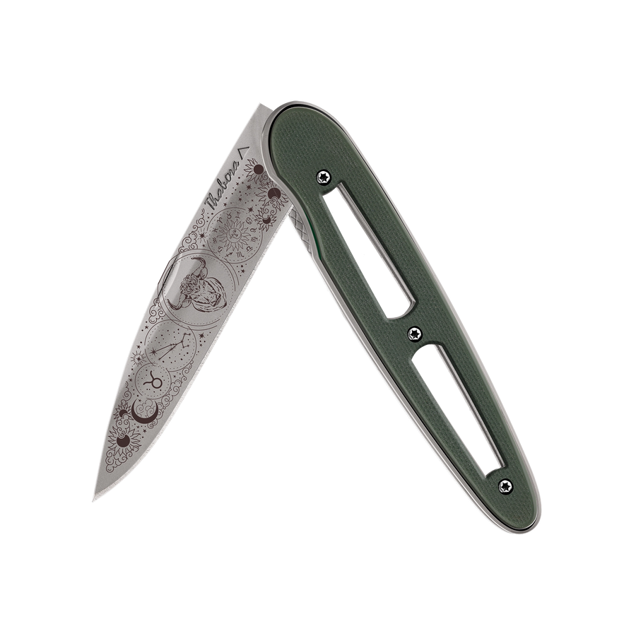 Couteau acier finition titane gris plaquette ajourée résine g10 kaki motif «zodiaque taureau»