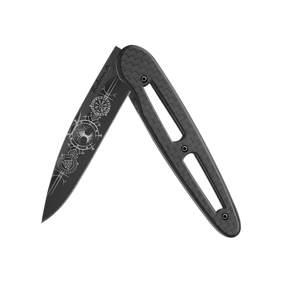 Couteau acier finition titane noir plaquette ajourée carbone motif «runes viking»
