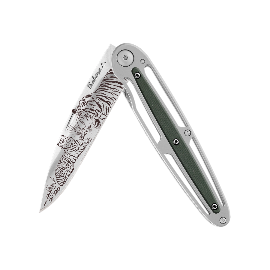 Couteau acier finition brillante plaquette centrale résine g10 kaki motif «tigres»