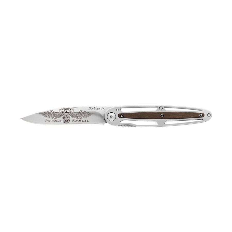 Couteau acier finition brillante plaquette centrale bois foncé motif «biker ailes»