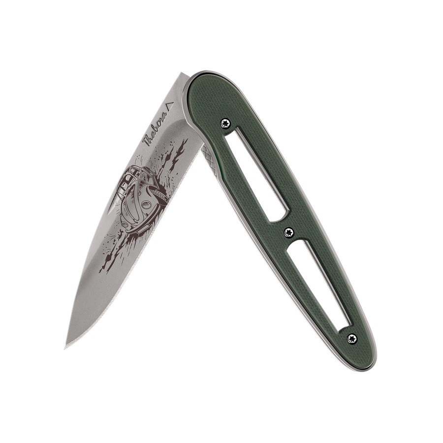 Couteau acier finition titane gris plaquette ajourée résine g10 kaki motif «voiture rétro»