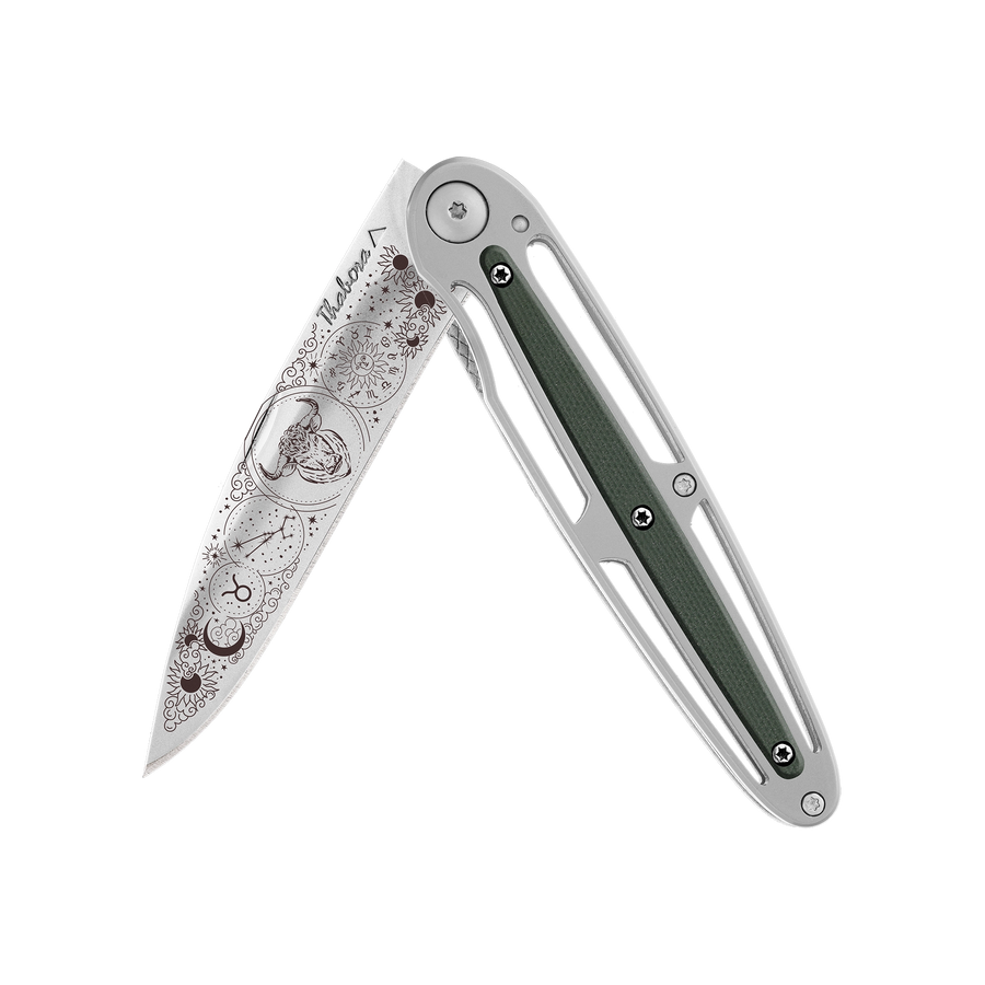 Couteau acier finition brillante plaquette centrale résine g10 kaki motif «zodiaque taureau»
