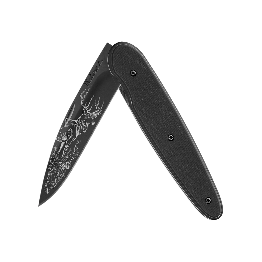 Couteau acier finition titane noir plaquette pleine résine g10 noir motif «cerf»