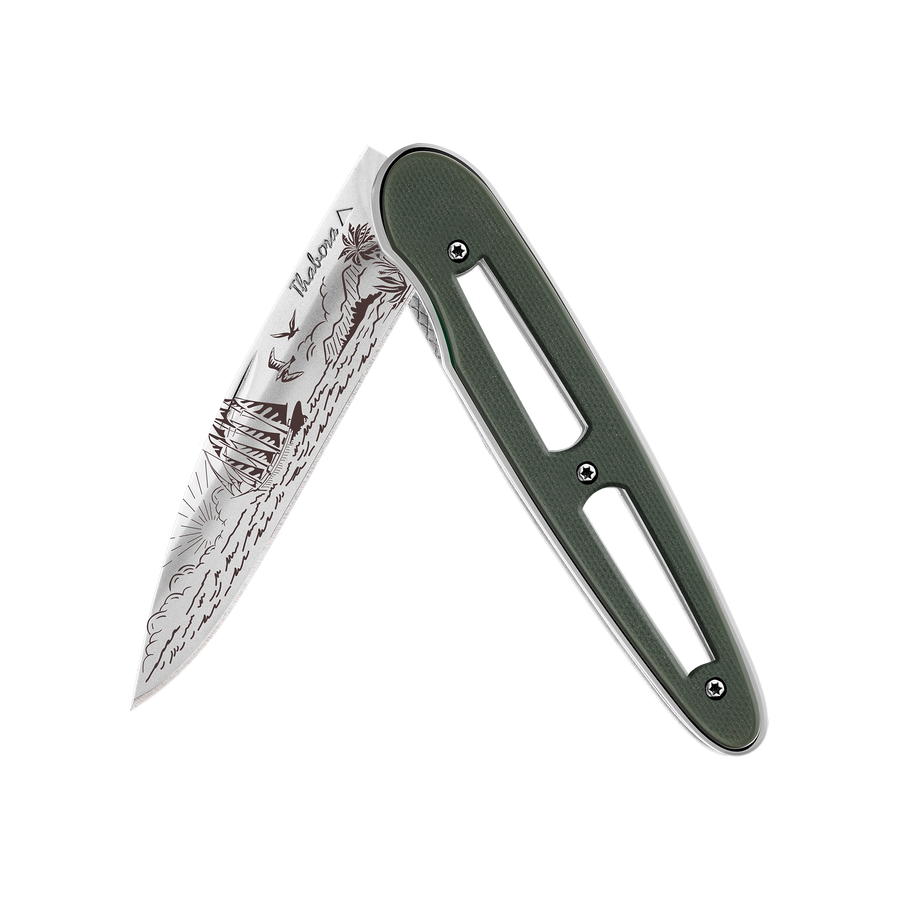 Couteau acier finition brillante plaquette ajourée résine g10 kaki motif «voilier»