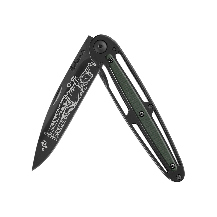 Couteau acier finition titane noir plaquette centrale résine g10 kaki motif «pétanque»