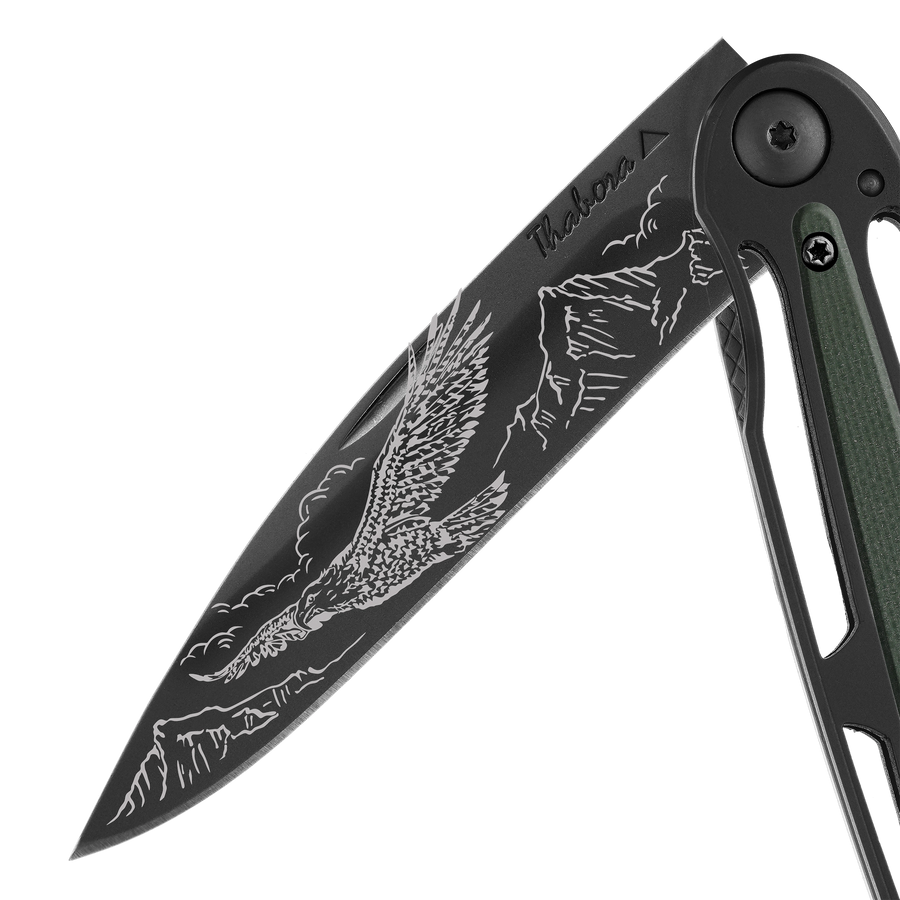 Couteau acier finition titane noir plaquette centrale résine g10 kaki motif «aigle»