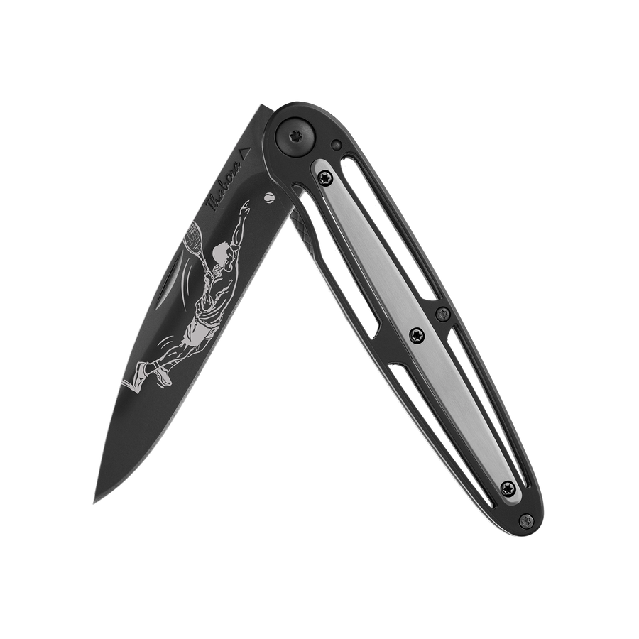 Couteau acier finition titane noir plaquette centrale acier brossé motif «tennisman»
