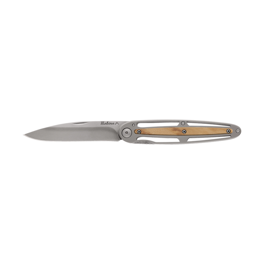 Couteau acier finition titane gris plaquette centrale bois clair