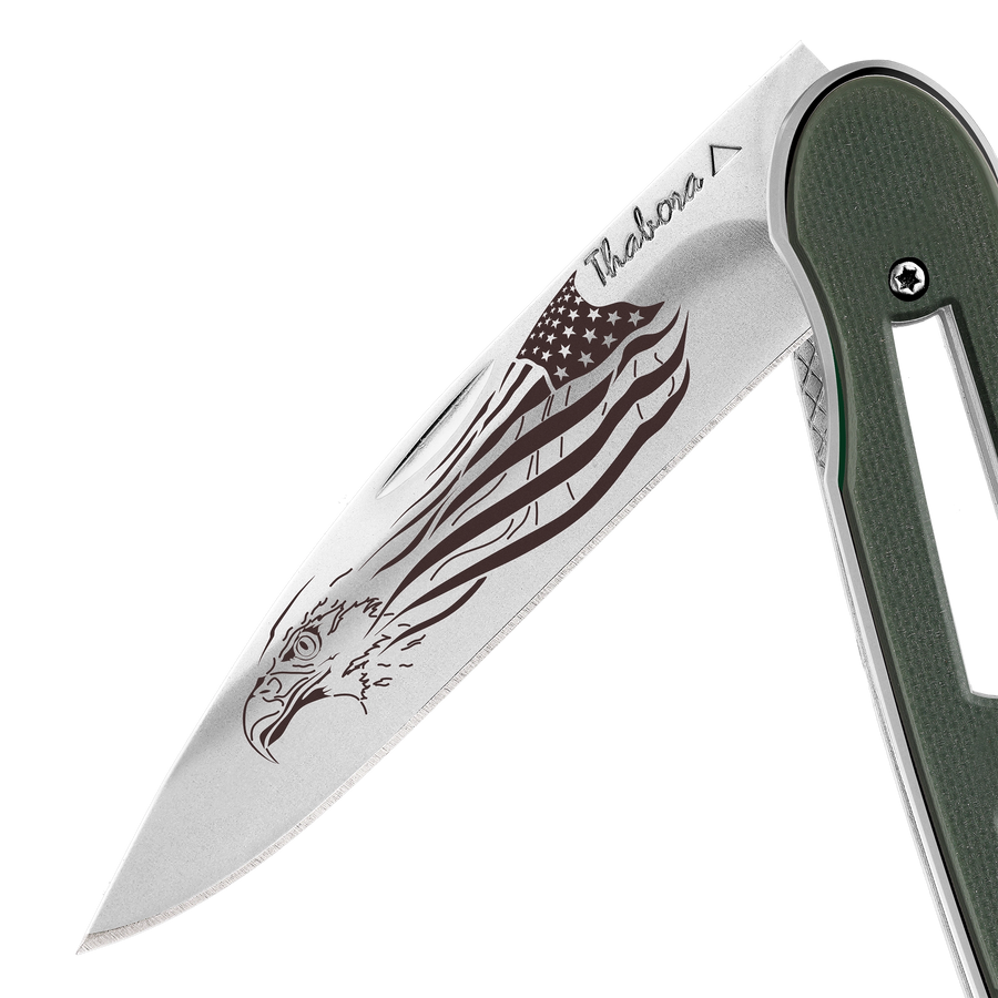 Couteau acier finition brillante plaquette ajourée résine g10 kaki motif «aigle américain»
