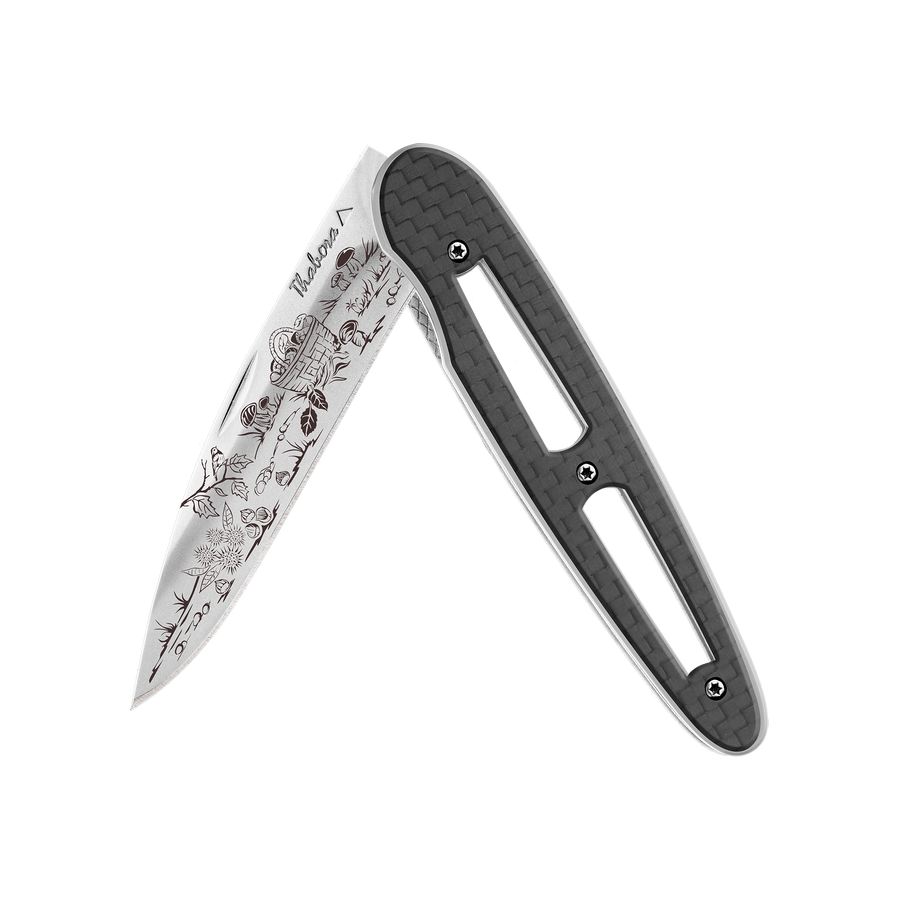 Couteau acier finition brillante plaquette ajourée carbone motif «cueillette d'automne»