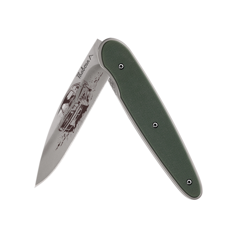 Couteau acier finition titane gris plaquette pleine résine g10 kaki motif «voiture américaine»