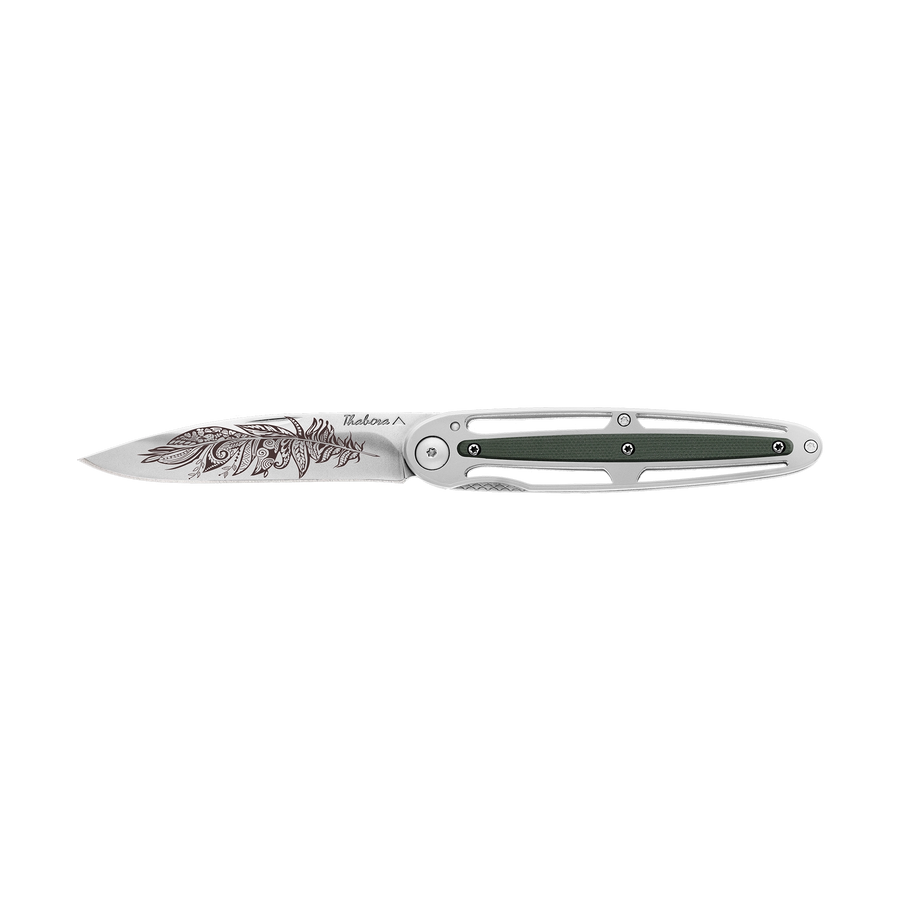 Couteau acier finition brillante plaquette centrale résine g10 kaki motif «plume polynesienne»