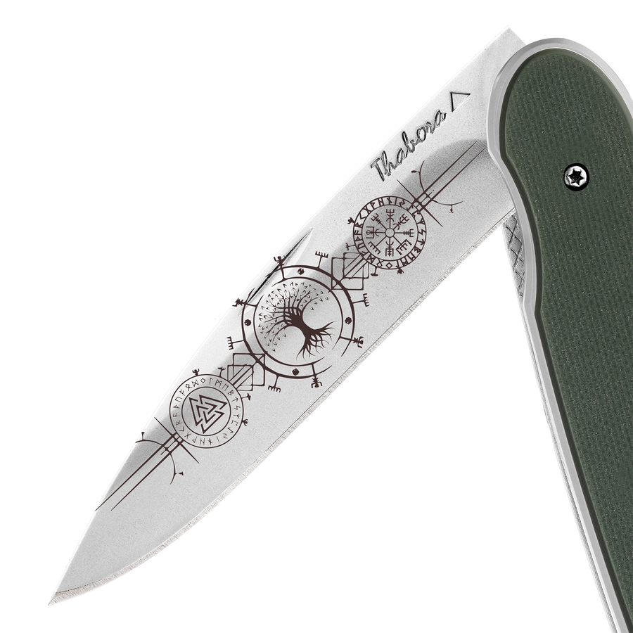 Couteau acier finition brillante plaquette pleine résine g10 kaki motif «runes viking»