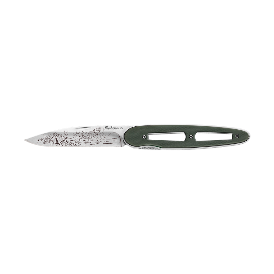 Couteau acier finition brillante plaquette ajourée résine g10 kaki motif «pêche rivière»
