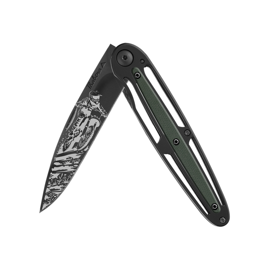 Couteau acier finition titane noir plaquette centrale résine g10 kaki motif «motocross»